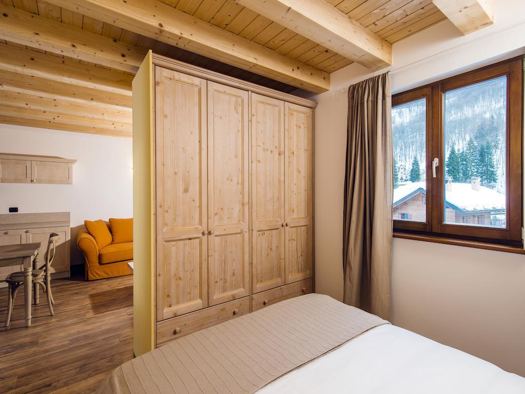 Aparthotel Borgo Fantino - Residenze E Alloggi Vacanza à Limone Piemonte Chambre photo