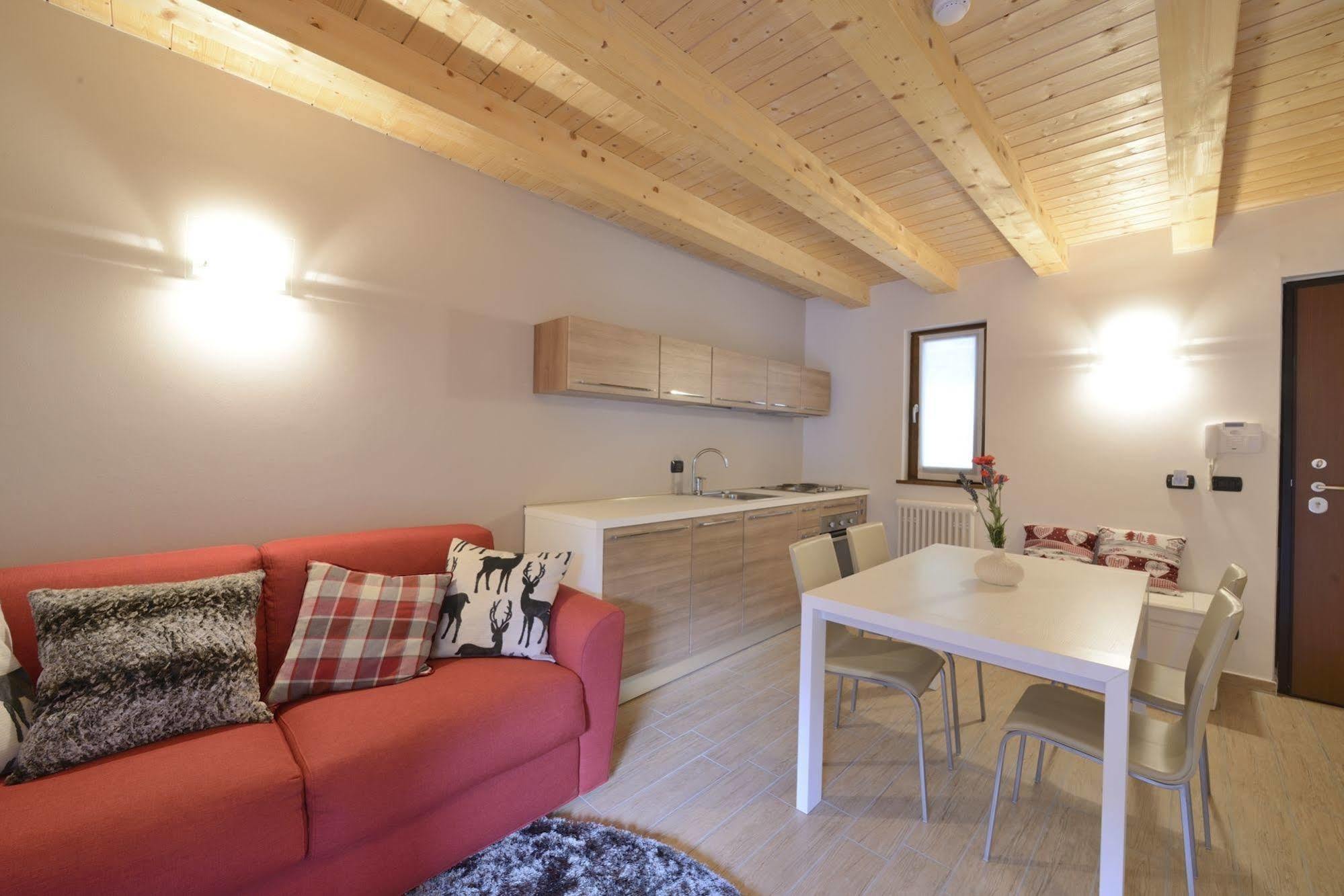 Aparthotel Borgo Fantino - Residenze E Alloggi Vacanza à Limone Piemonte Extérieur photo